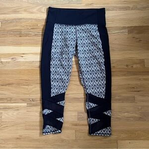 Athleta Capri Leggings M